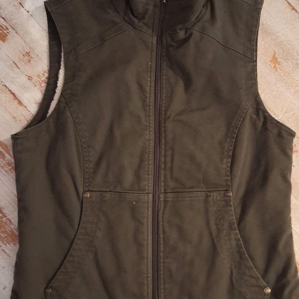 Ariat Khaki Vest with Cream Lining